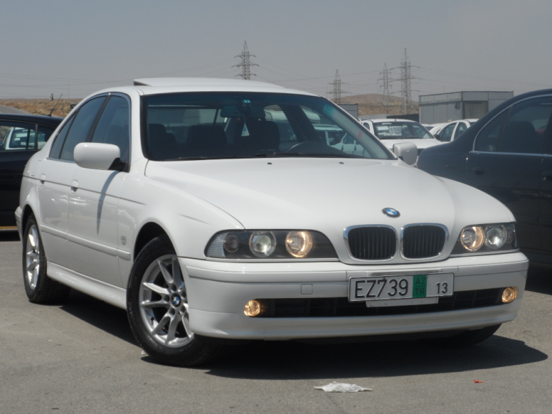 BMW 525 2002 - 15500$ Elan?n kodu: 187