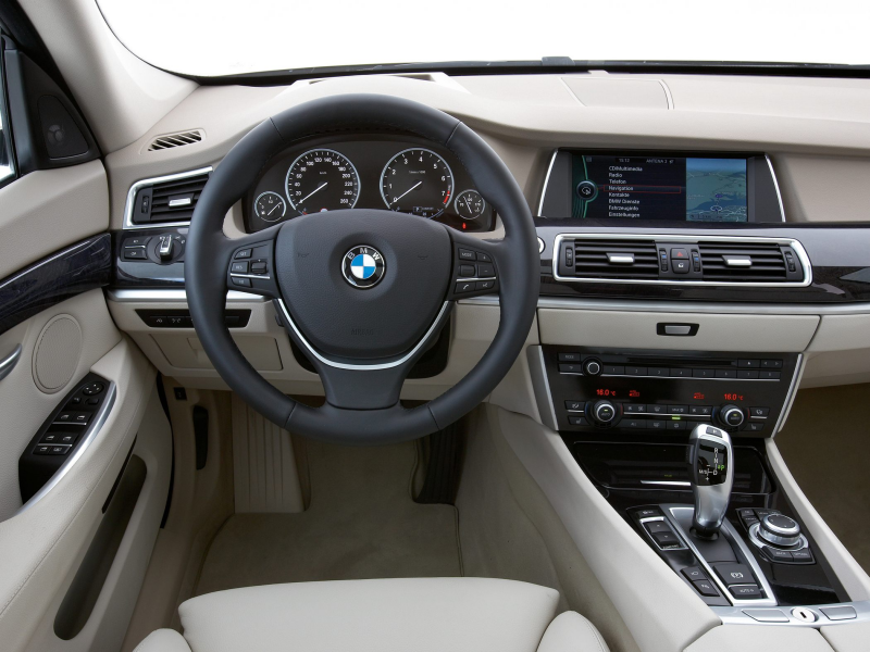 2012 BMW 550 Gran Turismo Coupe Hatchback i 4dr Rear wheel Drive ...