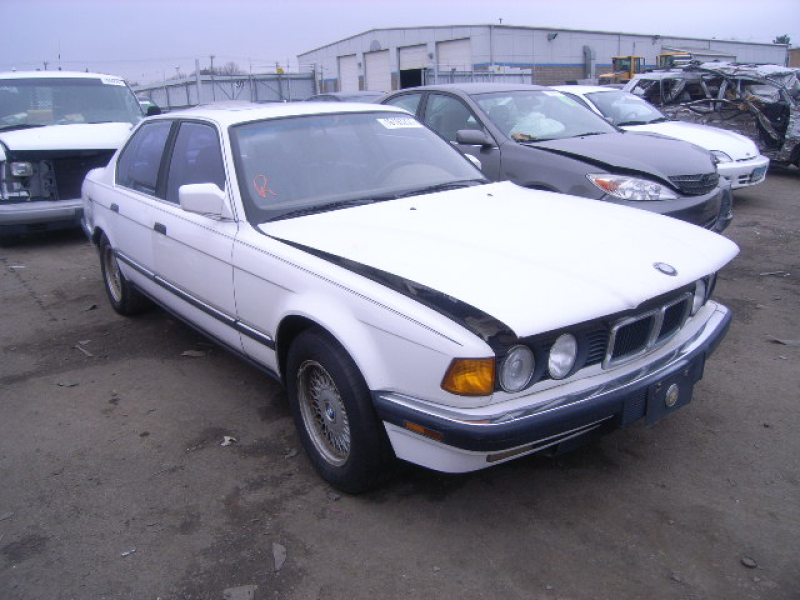 Salvage BMW 740 4.0L 8 1994 4 years ago
