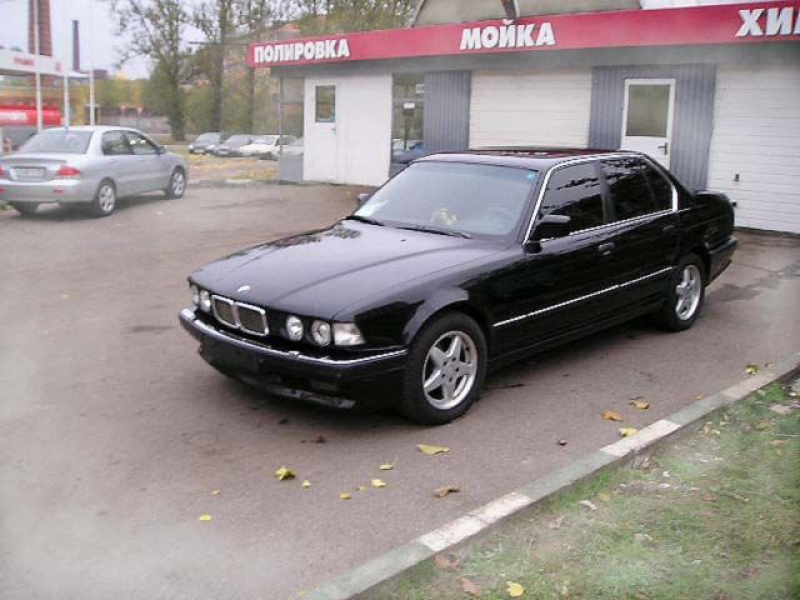 ... there have been five generations of the 7 series 1992 bmw 750 pictures
