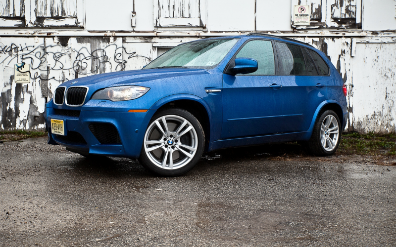 2012 BMW X5 M front left side view