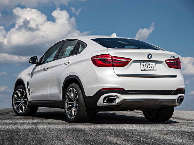of the new BMW X6 blends the robustness and versatility of a BMW ...