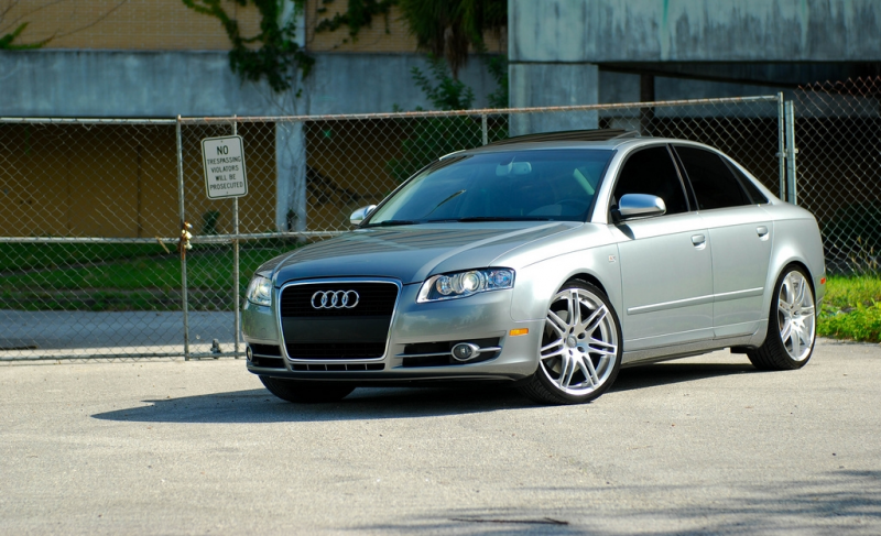kid_red’s AudiA4 (2005.5)