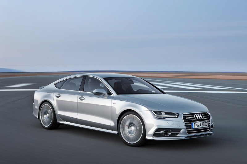 2015 Audi A7 Front Angle Motion
