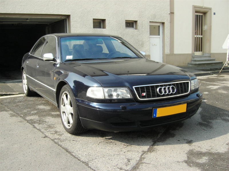 Picture of 1997 Audi A8 Quattro