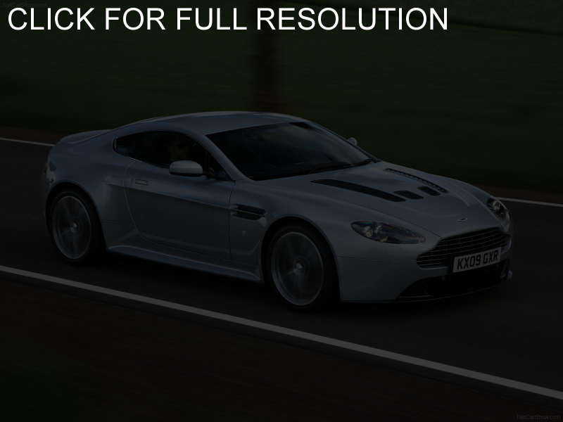 Photo of Aston Martin V12 Vantage #64330. Image size: 1600 x 1200 ...