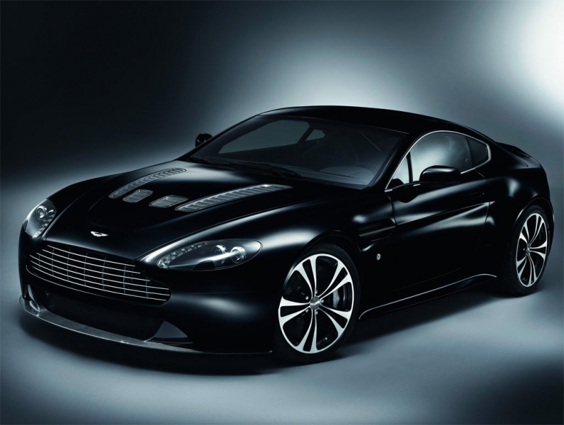Aston Martin V12 Vantage Carbon Black Special Edition
