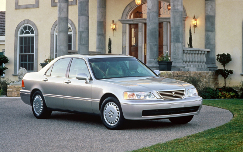 1996 Acura Rl Front Right View