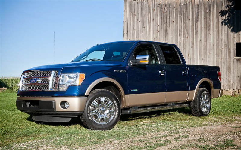 2011 Ford F 150 Lariat Ecoboost 4X2 Supercrew Front Left Side View