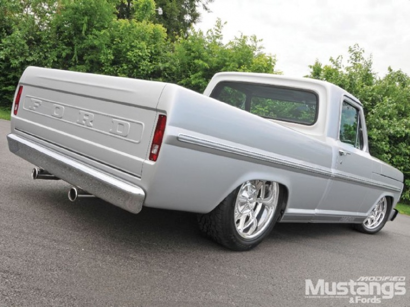 1968 Ford F-100 - Back "awesome truck"