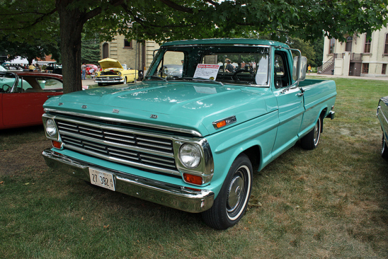 1968 Ford F-100 Styleside Half-Ton Pickup Truck (2 of 3)