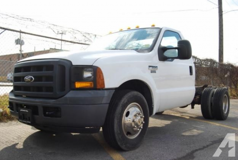 2006 Ford F-350 Cab & Chassis for sale in Willow Springs, Illinois