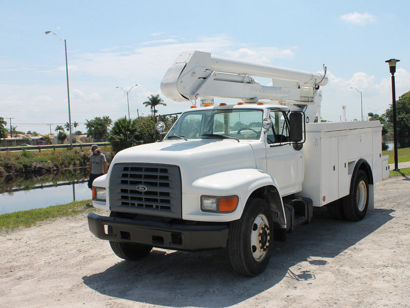 ford f series 1998 ford f series bucket boom truck for sale in florida