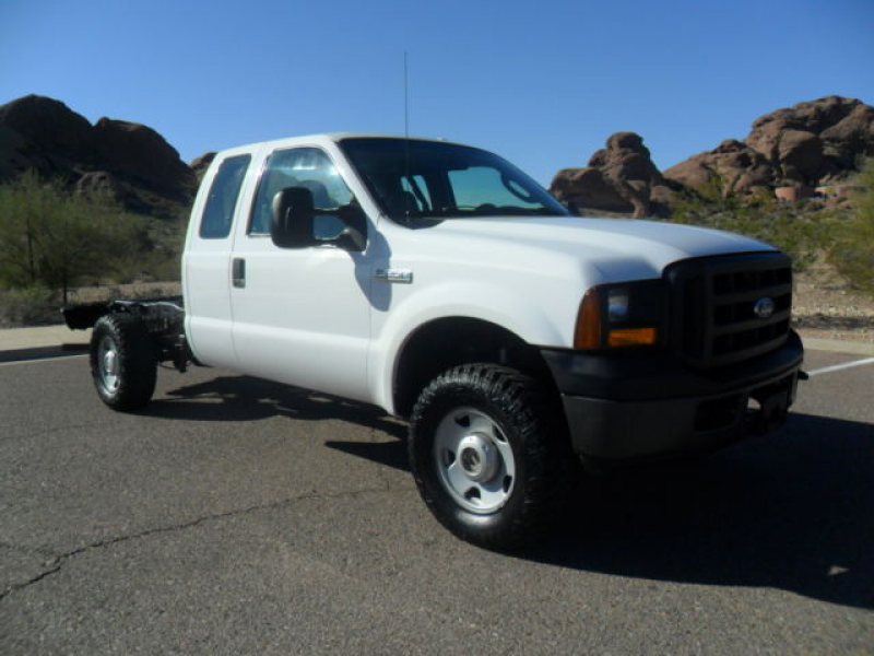 2006 Ford F250 Ext Cab XL Super Duty Cab & Chassis Long Bed 5.4L ...