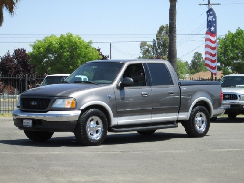 2003 Ford F-150 Lariat in Rio Linda, California