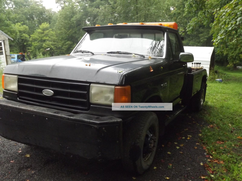 1987 Ford F - 350 Wreckers photo 2