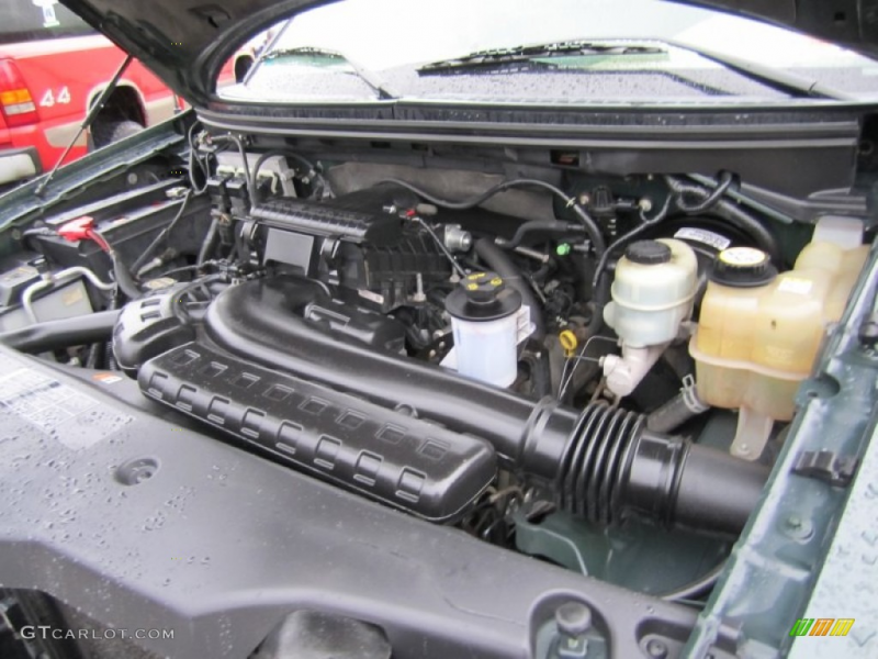 2005 Ford F150 Lariat SuperCrew 4x4 5.4 Liter SOHC 24-Valve Triton V8 ...