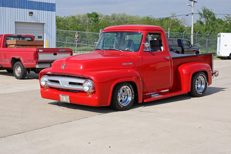 1953 Ford F-100 Pickup Truck (1 of 7)