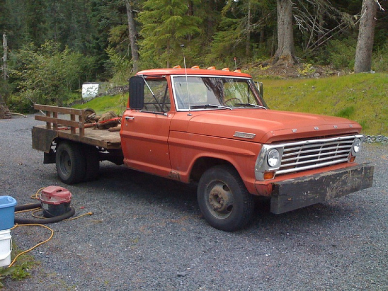 1967 Ford F-350 2wd duallie flatbed
