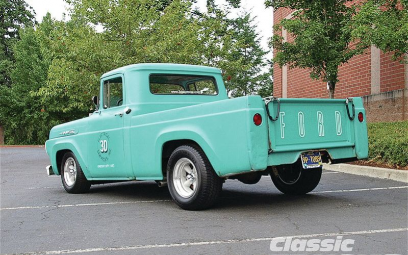 1960 Ford F-100 - Real-World Trucking Photo Gallery