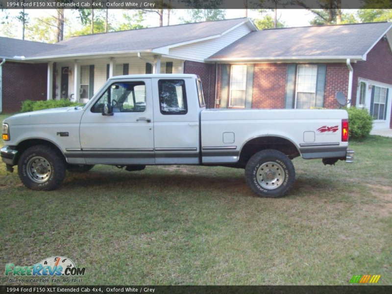 1994 Ford F150 XLT Extended Cab 4x4, Oxford White / Grey