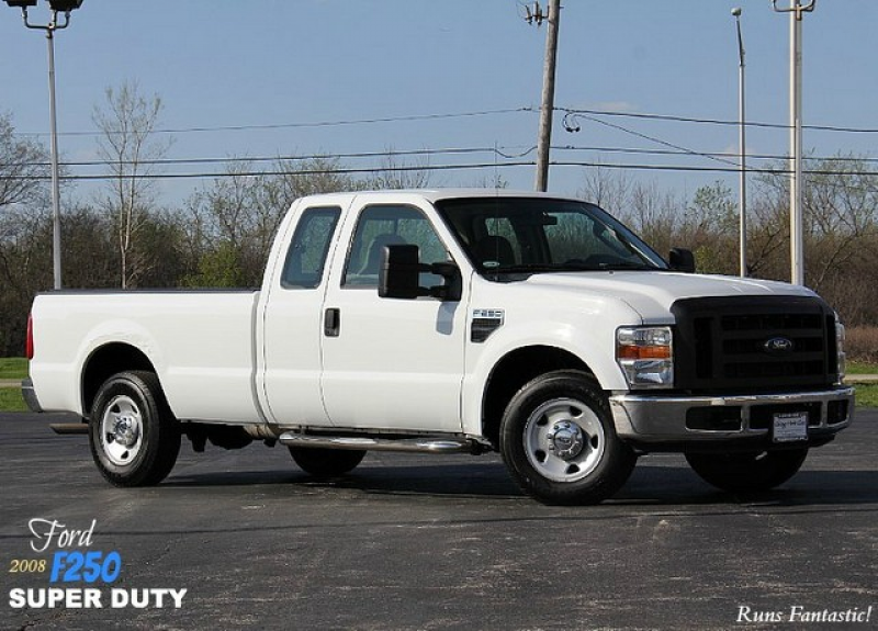 2008 Ford F-250 XL Super Duty 2dr Pick-Up in West Chicago, Illinois