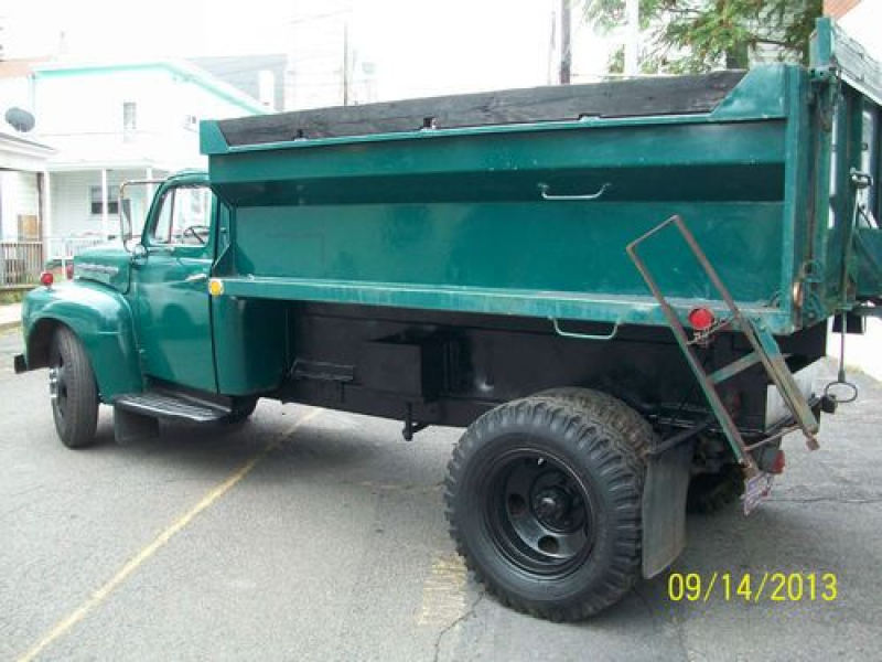 1951 Ford F6 High Lift Coal Delivery Truck on 2040cars