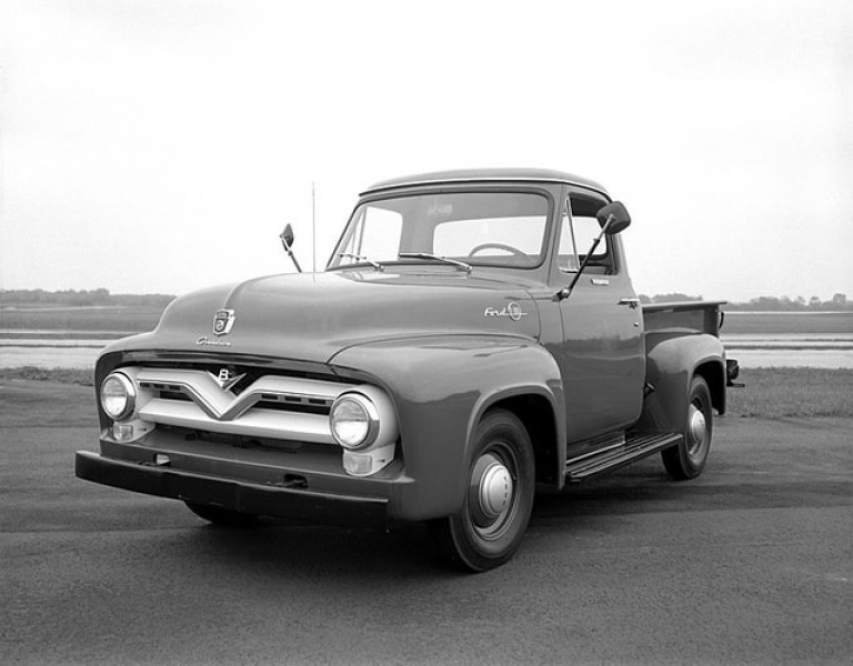1955 Ford F-100 Pickup Truck