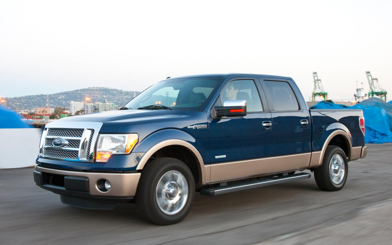 2011 Ford F 150 Ecoboost Lariat Supercrew Front View In Motion