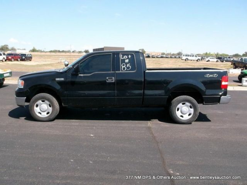 Lot # : 85 - 2004 Ford F-150 Pickup, 4WD, 132,000 Miles
