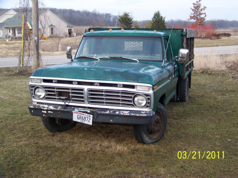 1978 Ford F-350, 1973 Ford F350 with hydraulic dumping bed, exterior
