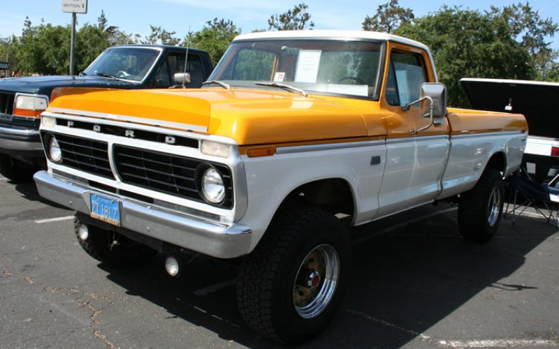 2009 Fabulous Fords Forever 1975 Ford F 262 133 Cust Styleside
