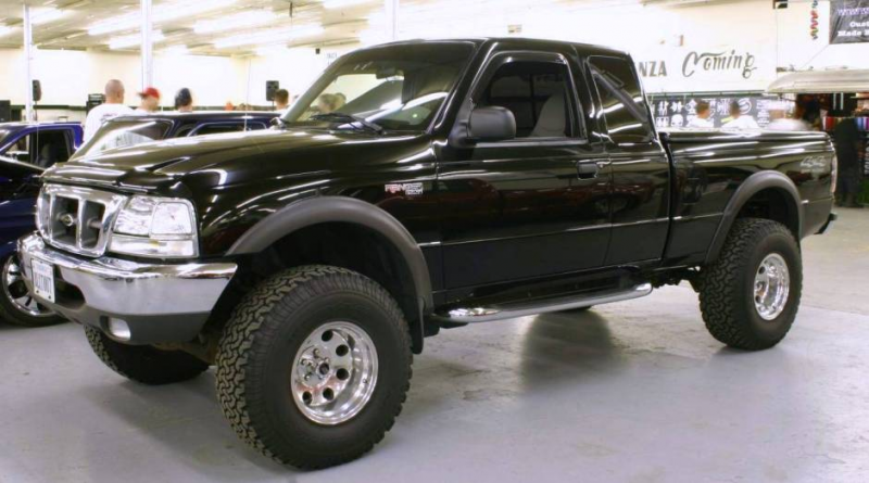 Lifted 1999 Ford Ranger 4x4 Truck