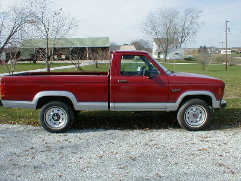 1988 Ford Ranger XLT 4WD pickup, 6cyl, 5spd. trans., Ps, PB, AM-FM ...