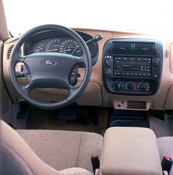 2004 ford ranger interior