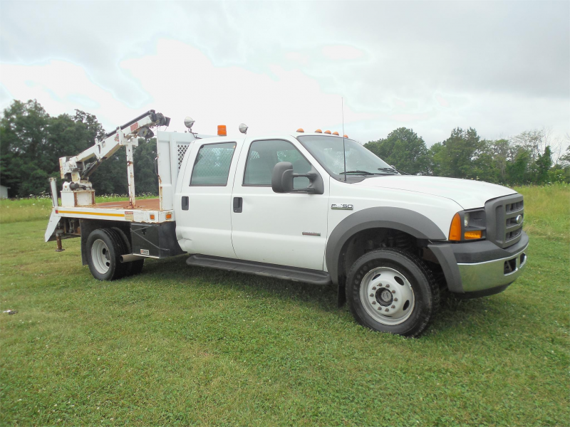 2005 FORD F550