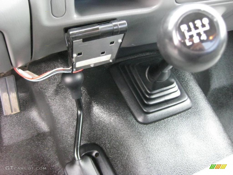 Ford F250 Super Duty XLT Regular Cab 4x4 6 Speed Manual Transmission ...
