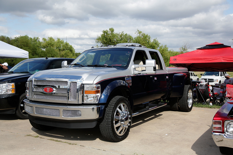 2103 Texas Heatwave Truck Show 164 Ford F450 Dually