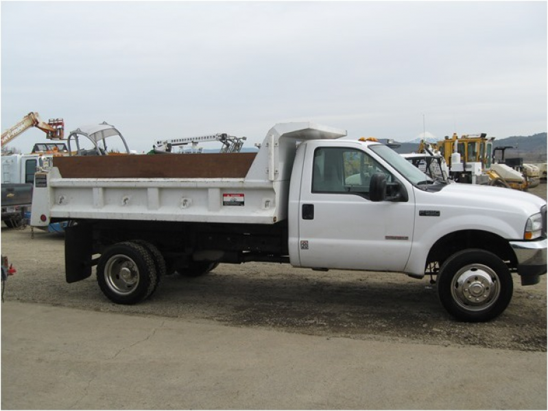 USED 2004 FORD F550 - $19,500