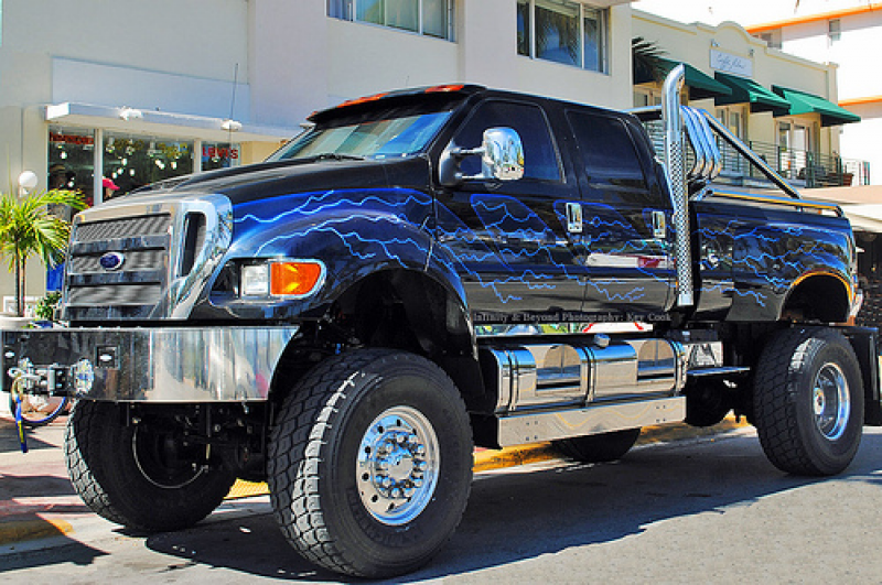 Ford F-650 Super Heavy Duty Pick-Up Truck.
