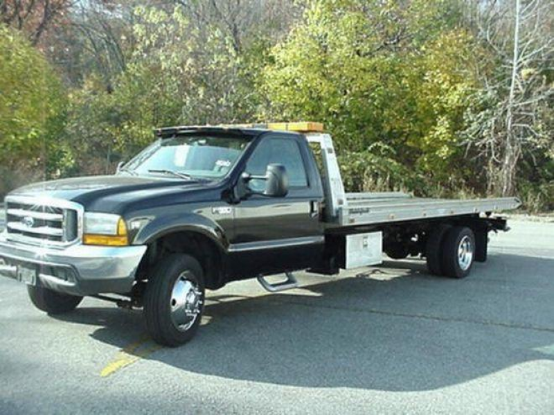 Front Left Black 1999 Ford F550 Truck Picture