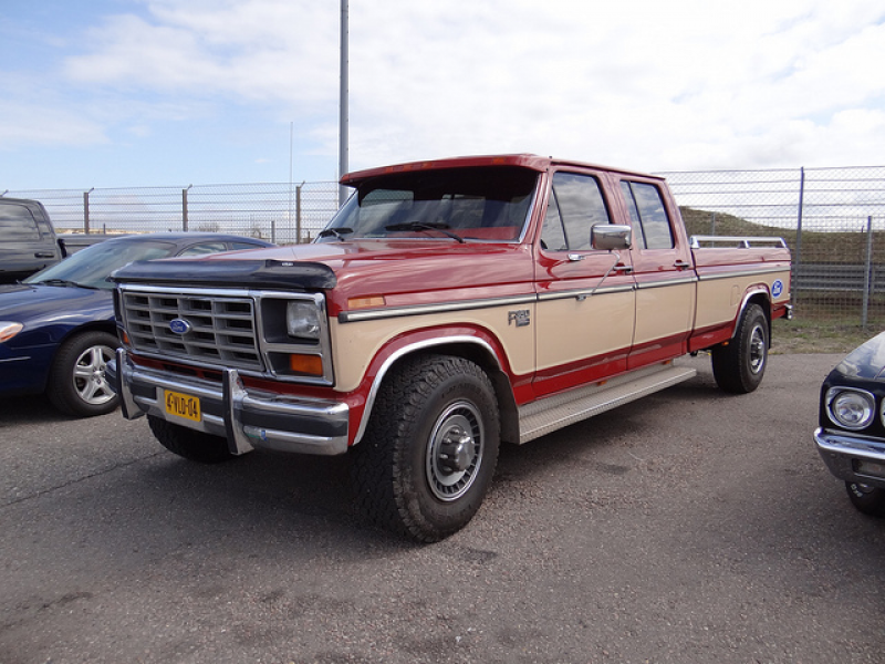 1985 Ford F-350 Double Cab