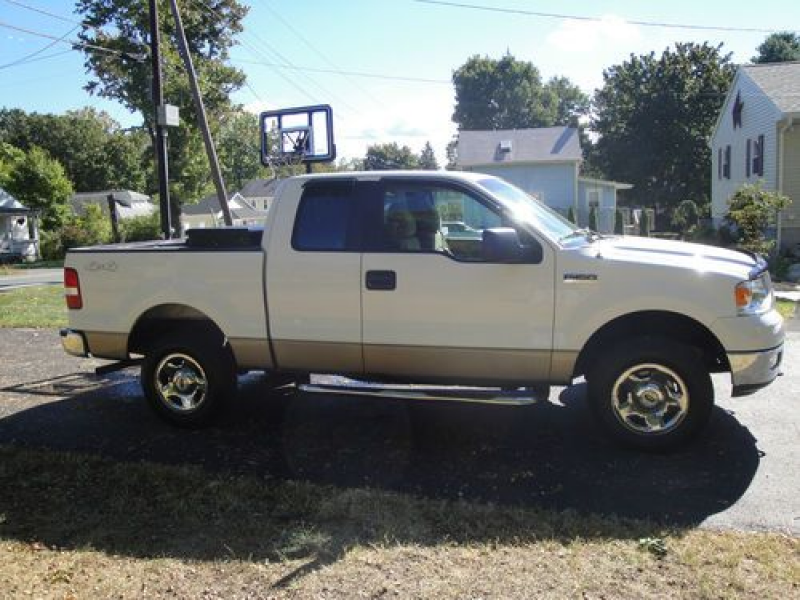 2005 Ford F150 4x4 Extended Cab, White on 2040-cars