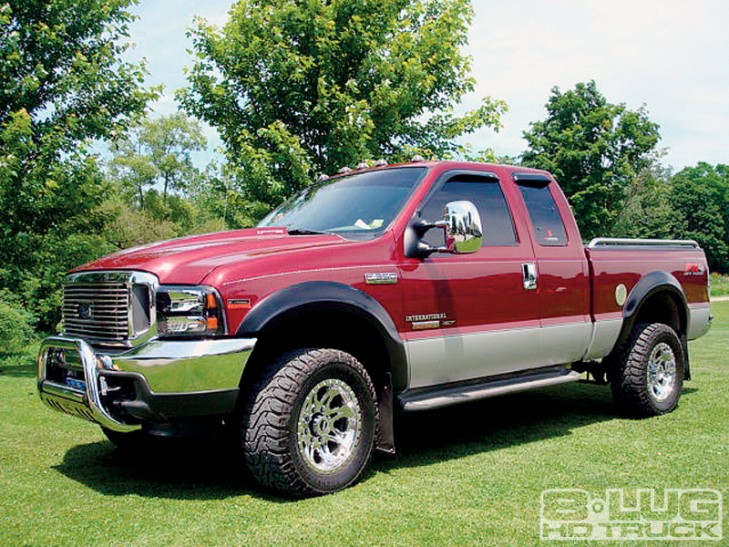 2004 Ford F250 Left Side Angle