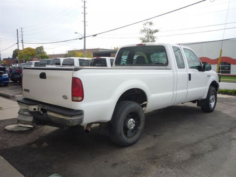 2005 Ford F-250 XL Extended Cab Long Box 4x4 Gas in North York ...