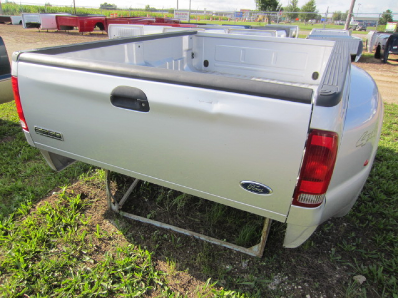 99-07 Ford F-350 Superduty 8' Dually Silver Takeoff Bed