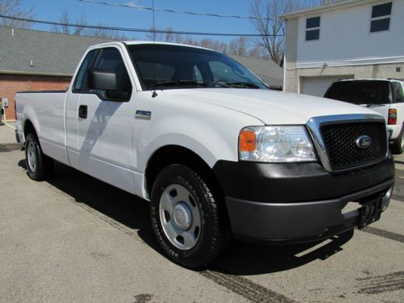FORD F-150 TWO WHEEL DRIVE 4.2L V6 PICK UP TRUCK!!! ONE OWNER ...