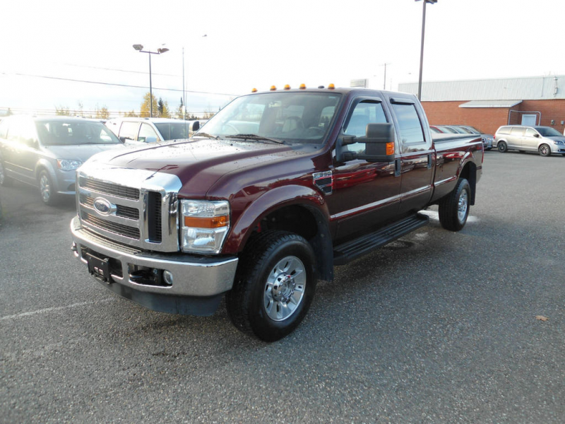 2009 Ford Super Duty F-350 XLT LARIAT