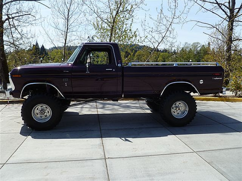 1975 Ford F250 Picture 2