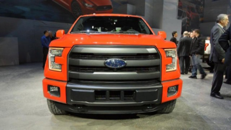 Jan. 13 (Bloomberg) -- Ford introduced an F-150 pickup at the North ...